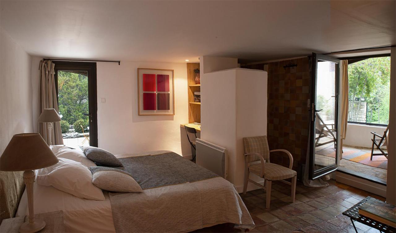 Le Clos Des Amandiers