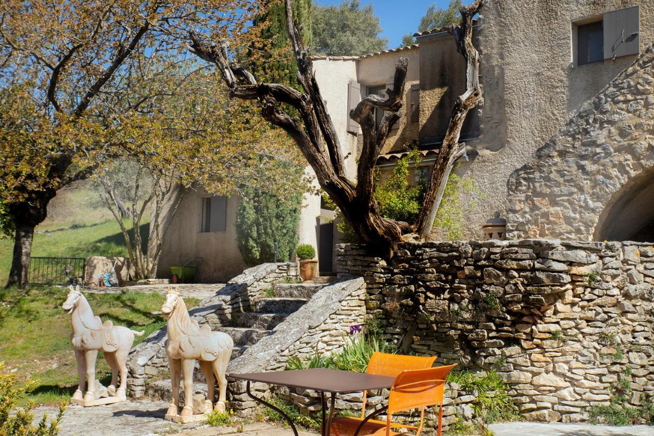 Le Clos Des Amandiers Alojamento de Acomodação e Pequeno-almoço Simiane-la-Rotonde