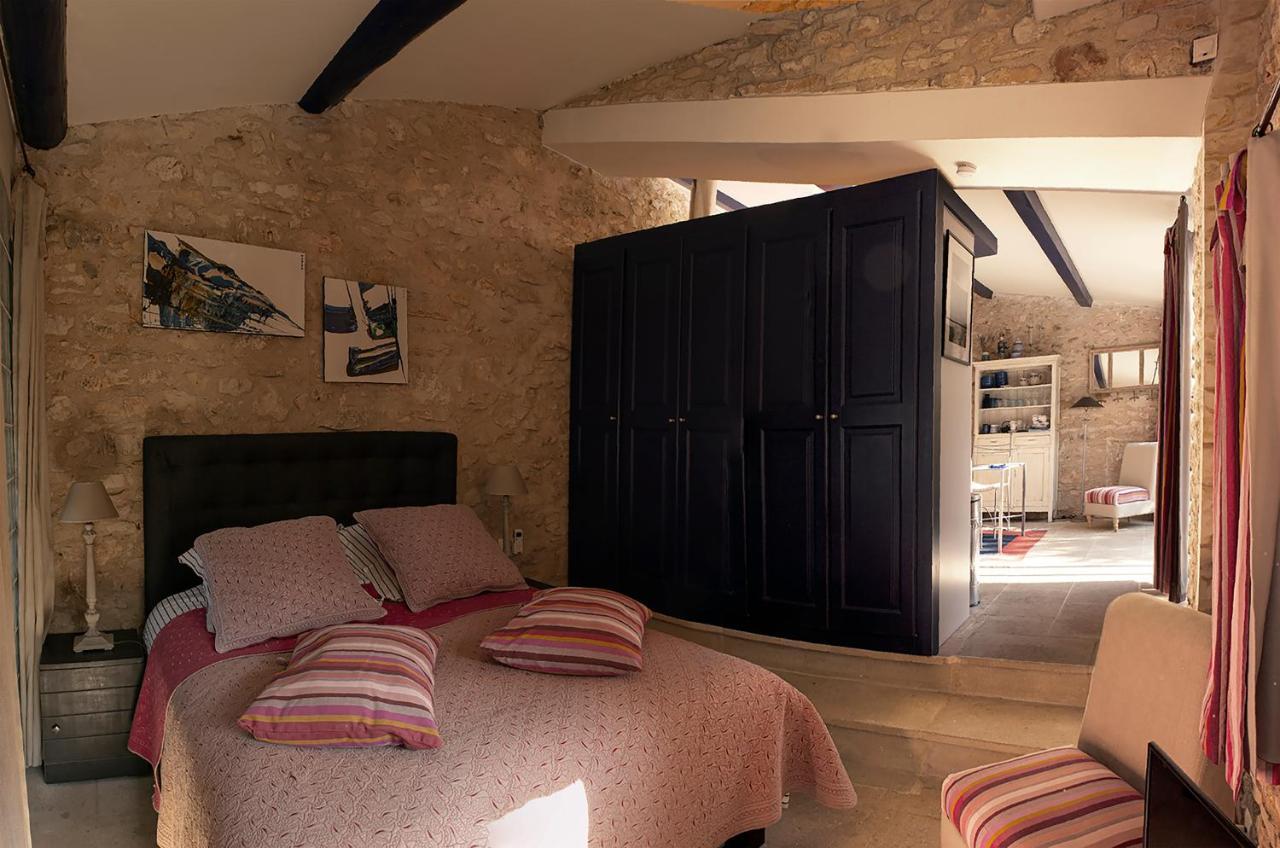 Le Clos Des Amandiers * Simiane-la-Rotonde