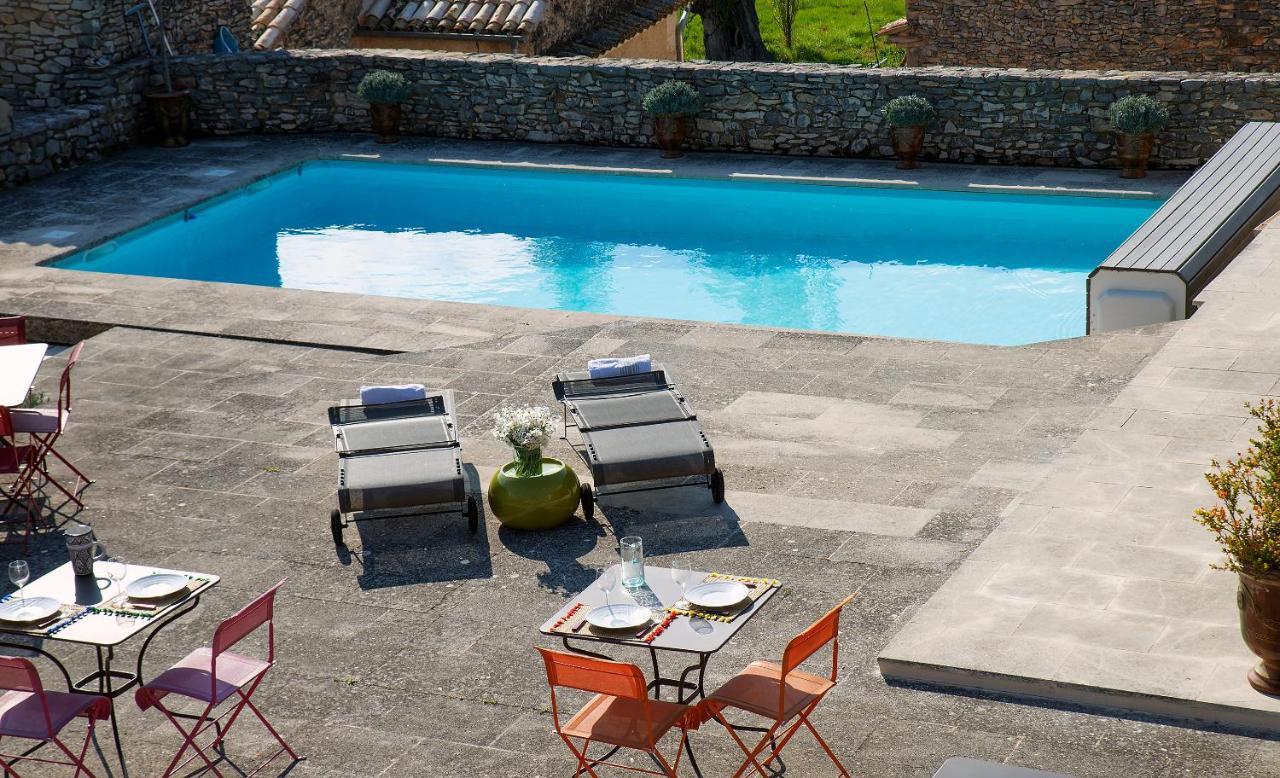 Le Clos Des Amandiers Bed & Breakfast