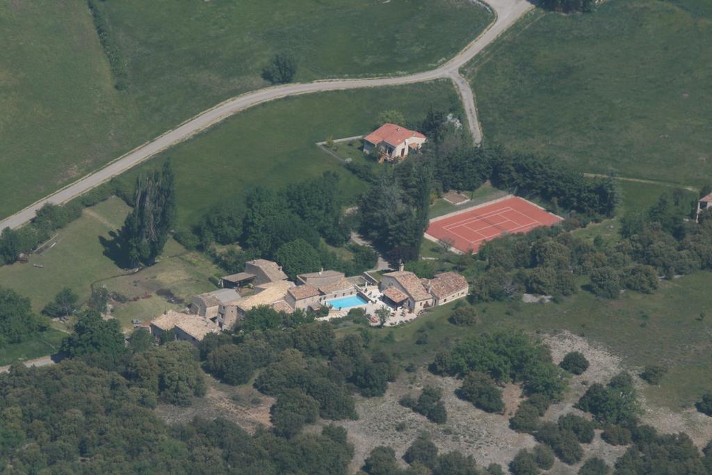 Le Clos Des Amandiers * Simiane-la-Rotonde